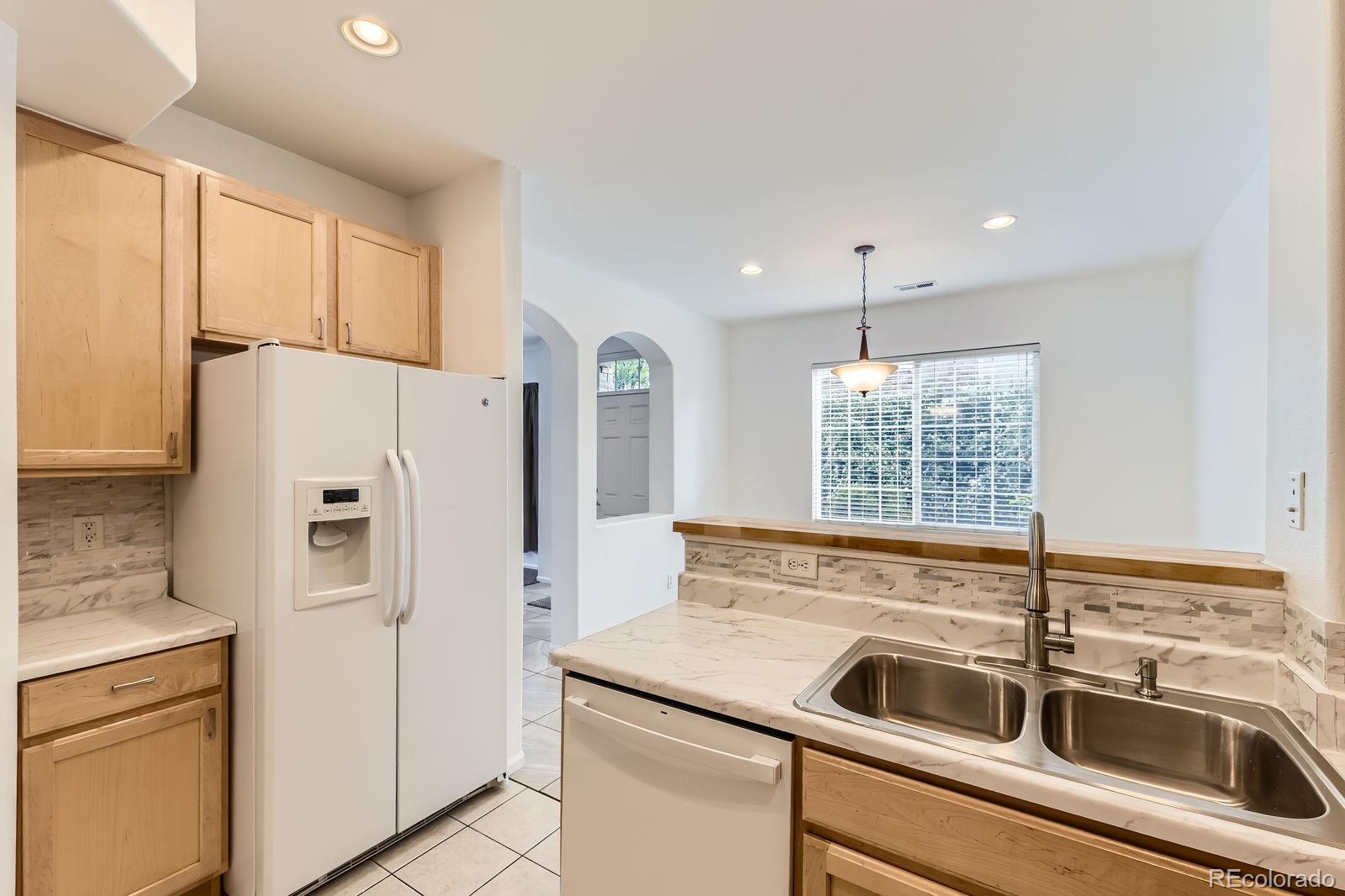 MLS Image #7 for 371  granby way,aurora, Colorado