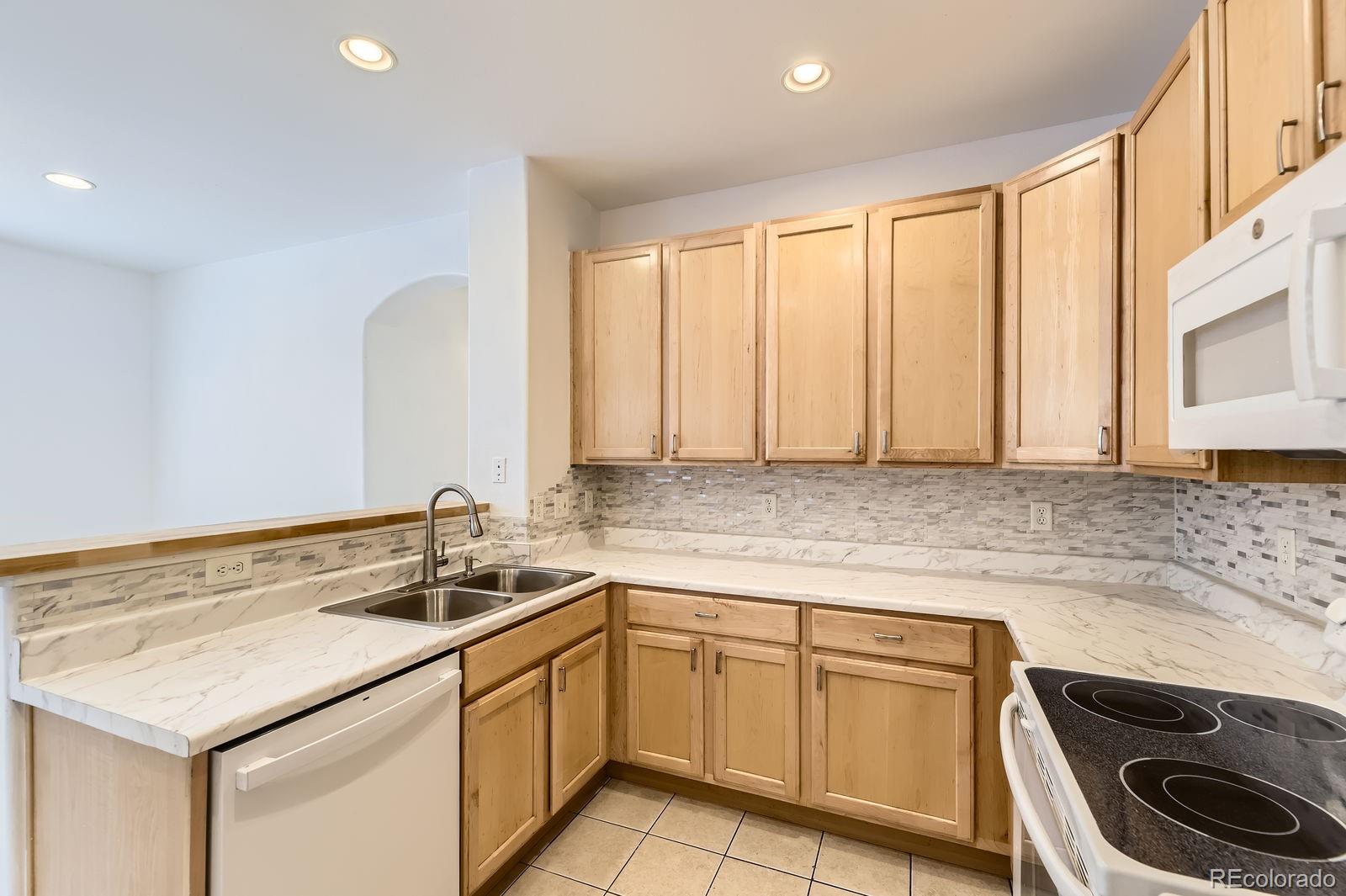MLS Image #8 for 371  granby way,aurora, Colorado