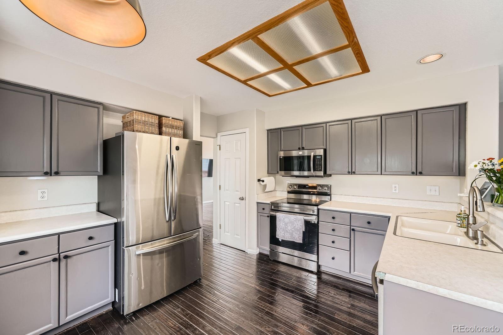 CMA Image for 4567  Flanders Way,Denver, Colorado