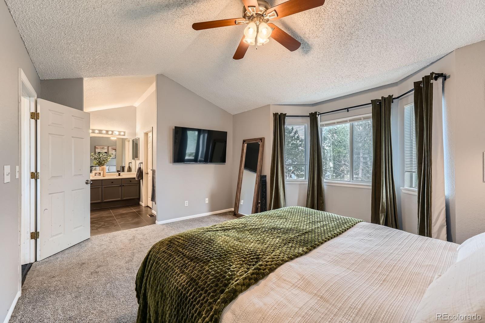 MLS Image #9 for 4567  flanders way,denver, Colorado