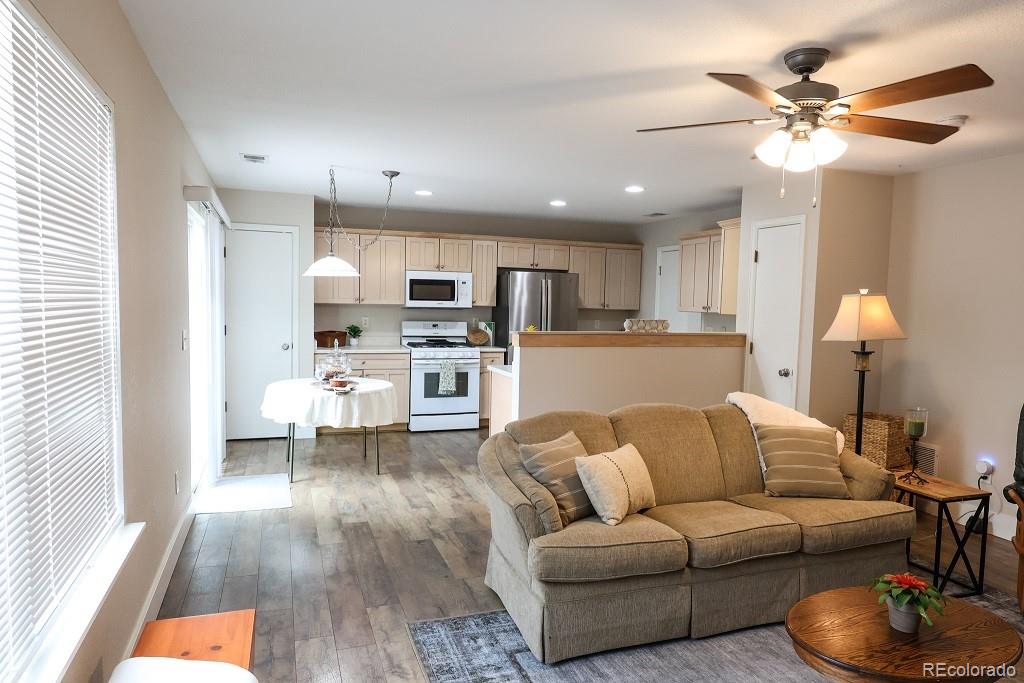 MLS Image #8 for 849  canary lane,brighton, Colorado