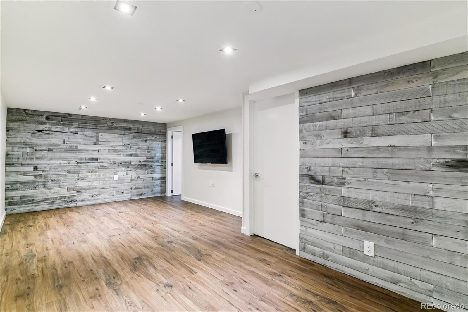 MLS Image #18 for 5480 w iowa avenue,lakewood, Colorado