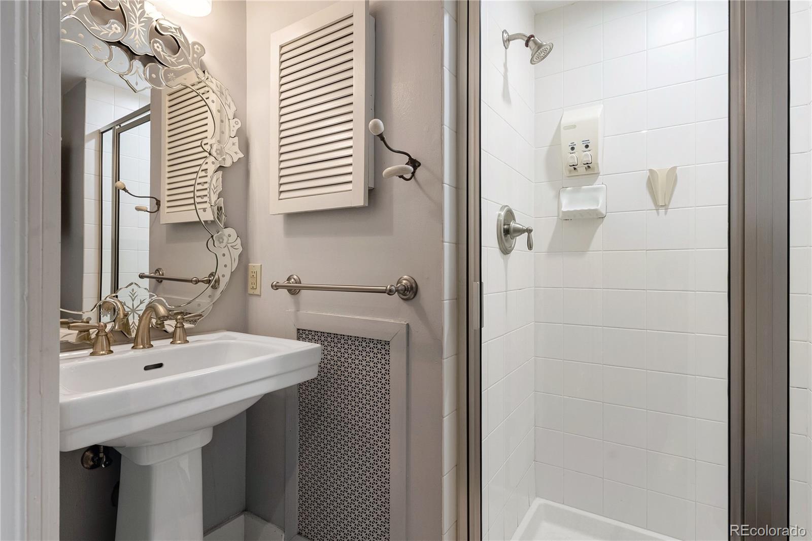 MLS Image #25 for 4535 e montview boulevard,denver, Colorado
