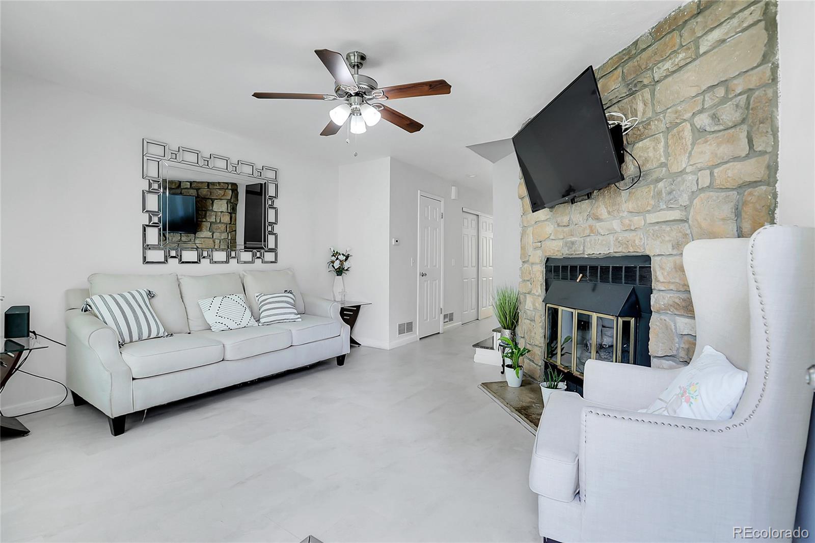 MLS Image #2 for 14242 e hawaii circle,aurora, Colorado