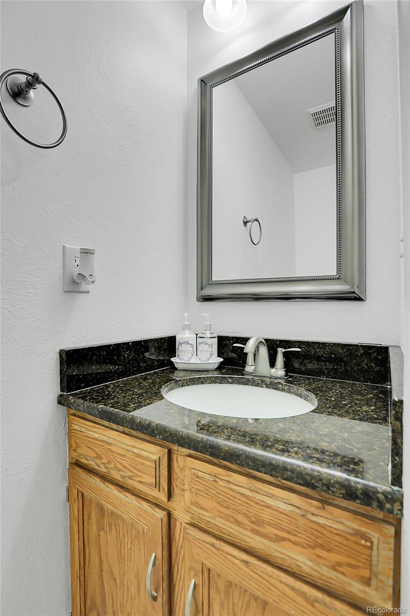 MLS Image #4 for 14242 e hawaii circle,aurora, Colorado