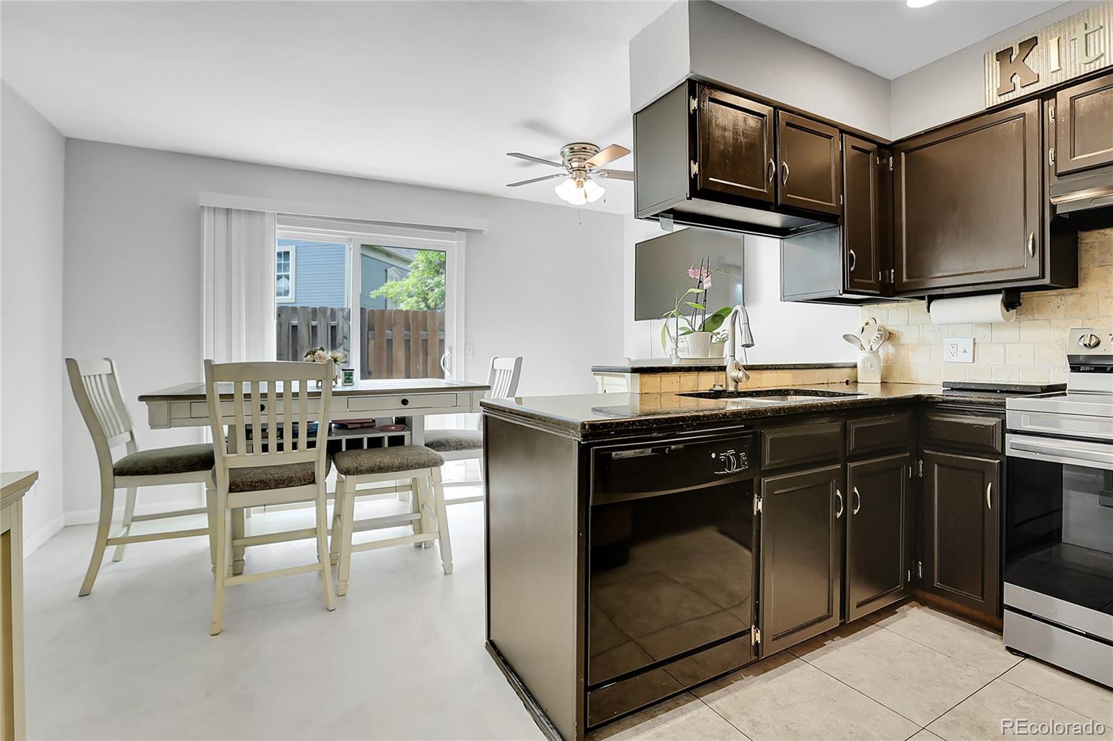 MLS Image #5 for 14242 e hawaii circle,aurora, Colorado