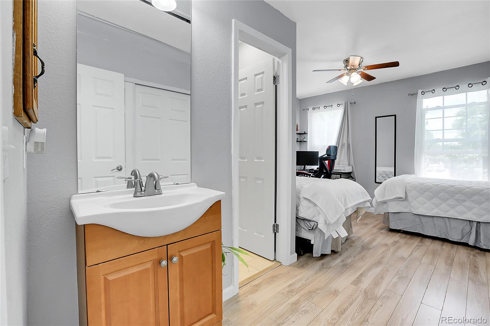 MLS Image #8 for 14242 e hawaii circle,aurora, Colorado