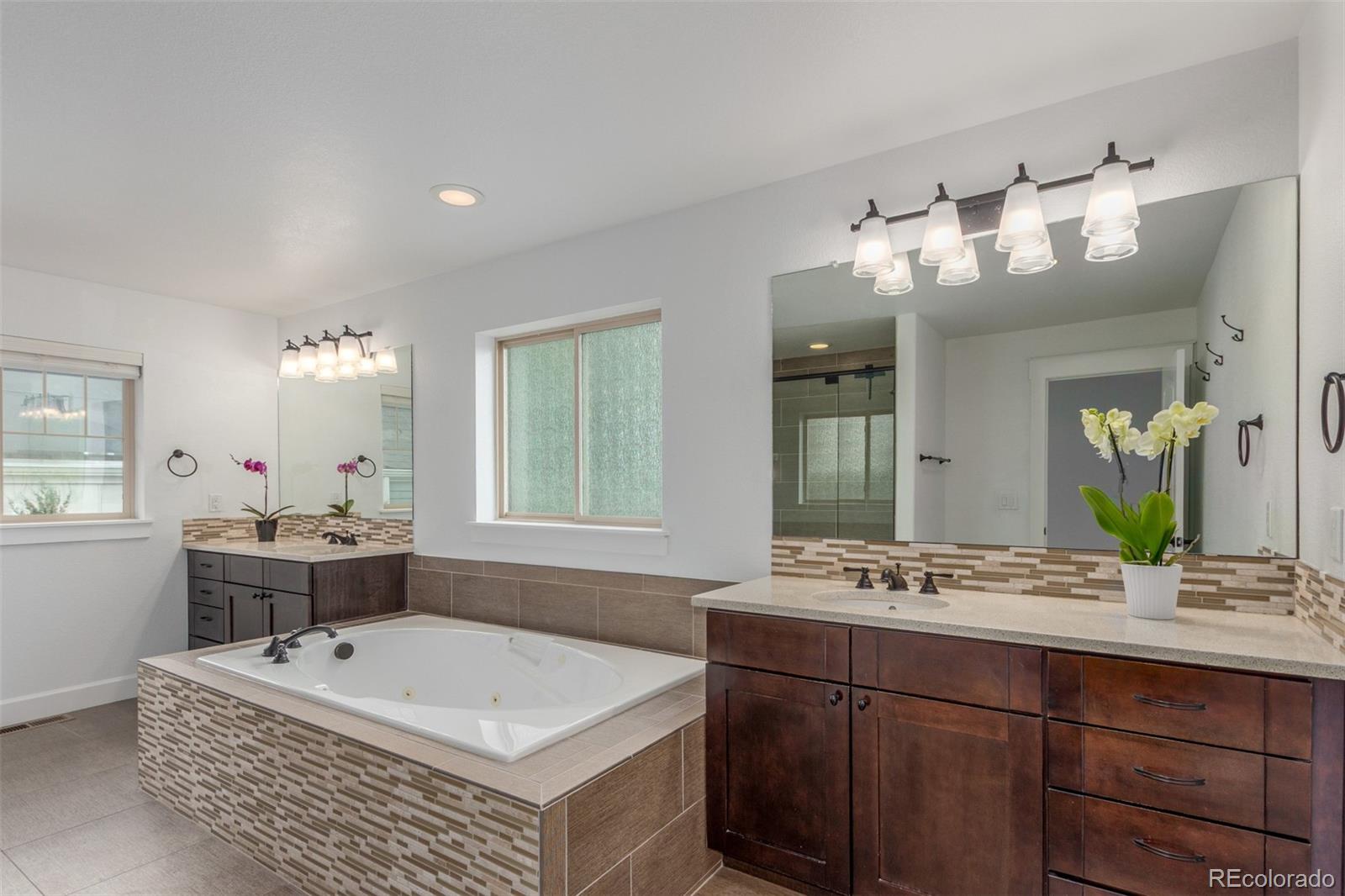 MLS Image #20 for 3322 w 26th avenue,denver, Colorado