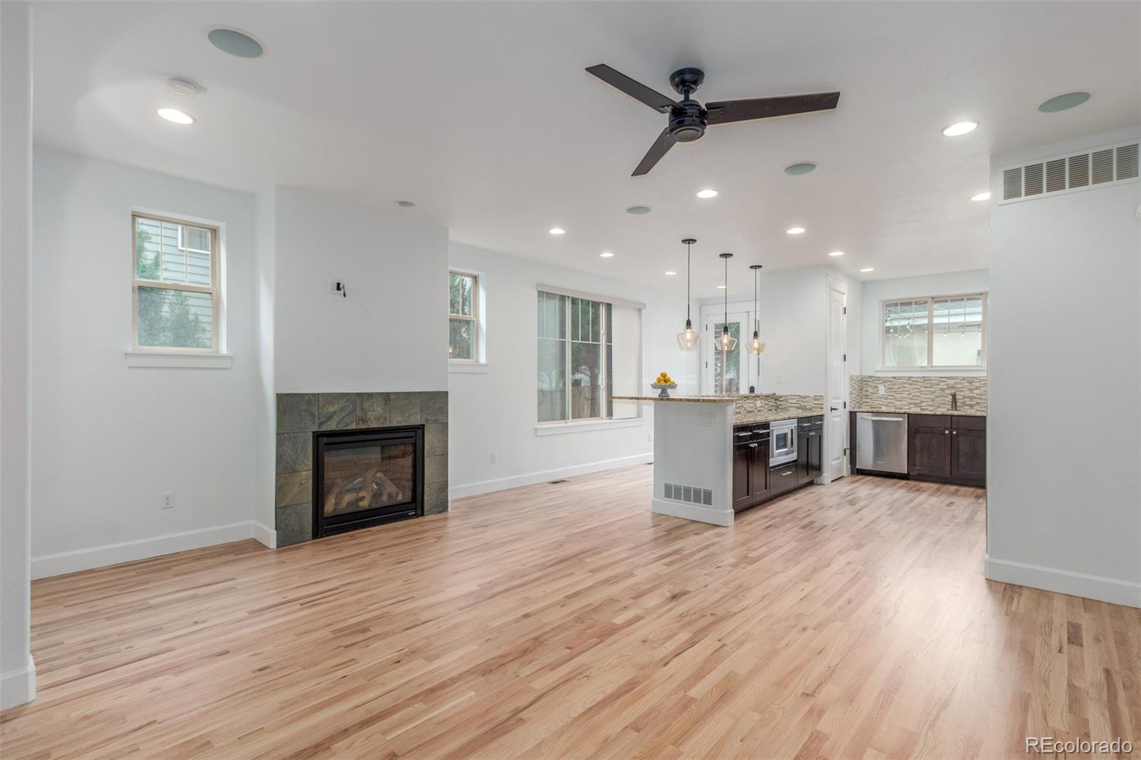 MLS Image #6 for 3322 w 26th avenue,denver, Colorado