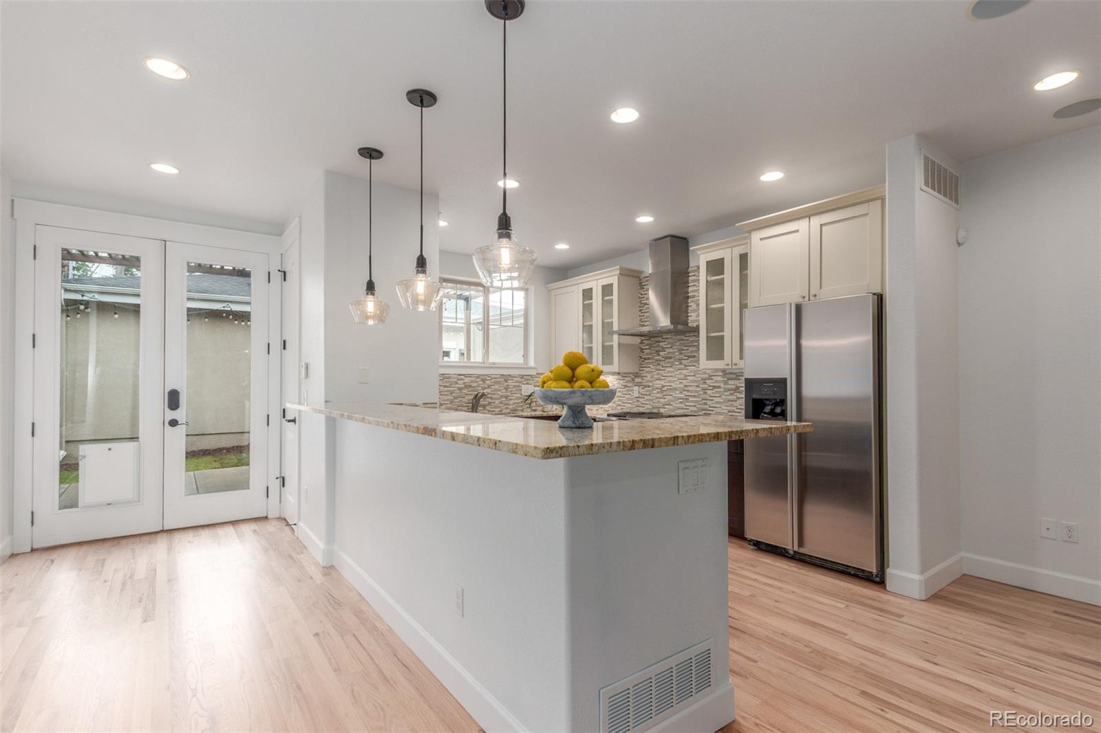 MLS Image #9 for 3322 w 26th avenue,denver, Colorado