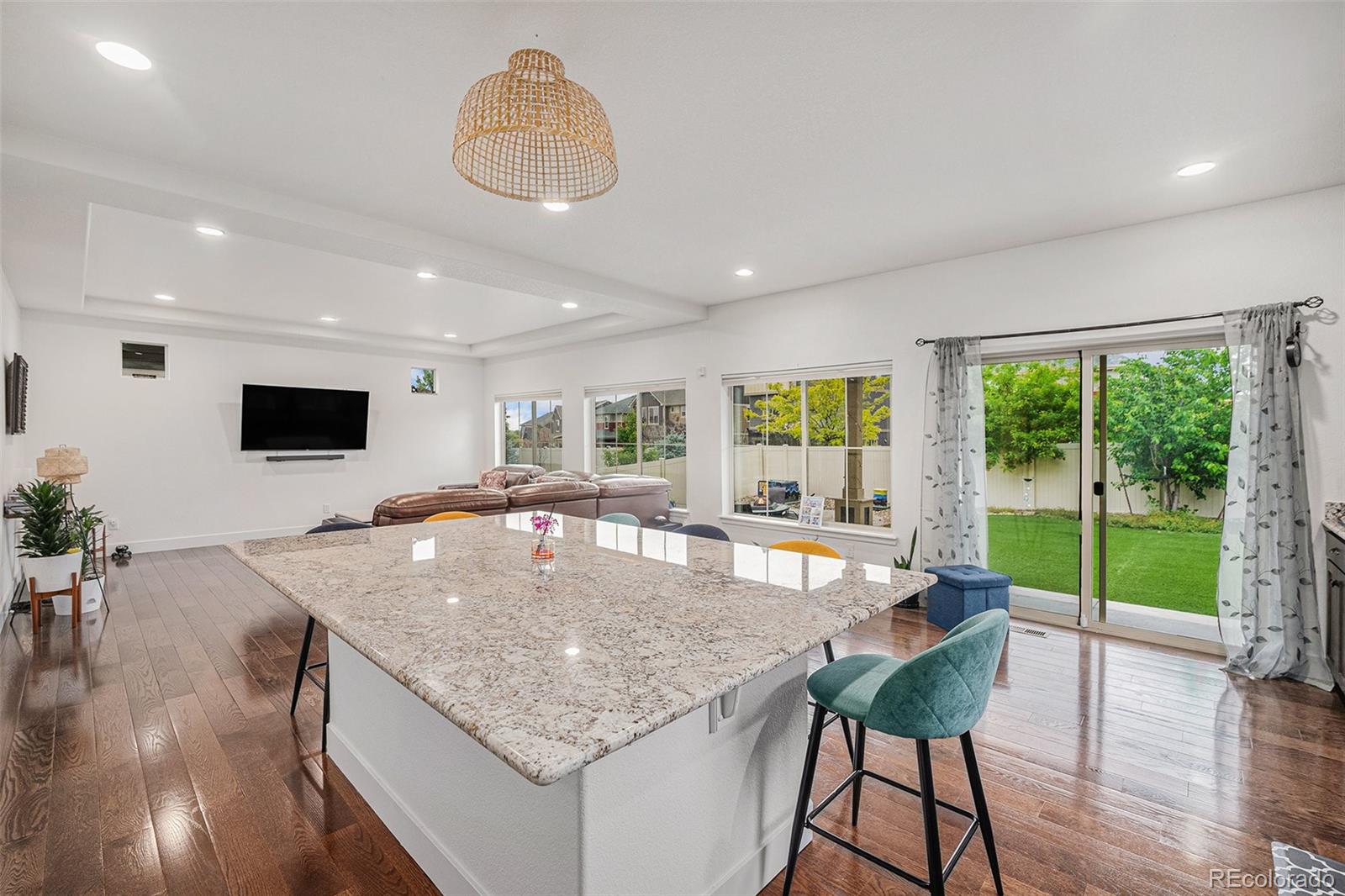 MLS Image #5 for 1027  auburn drive,erie, Colorado