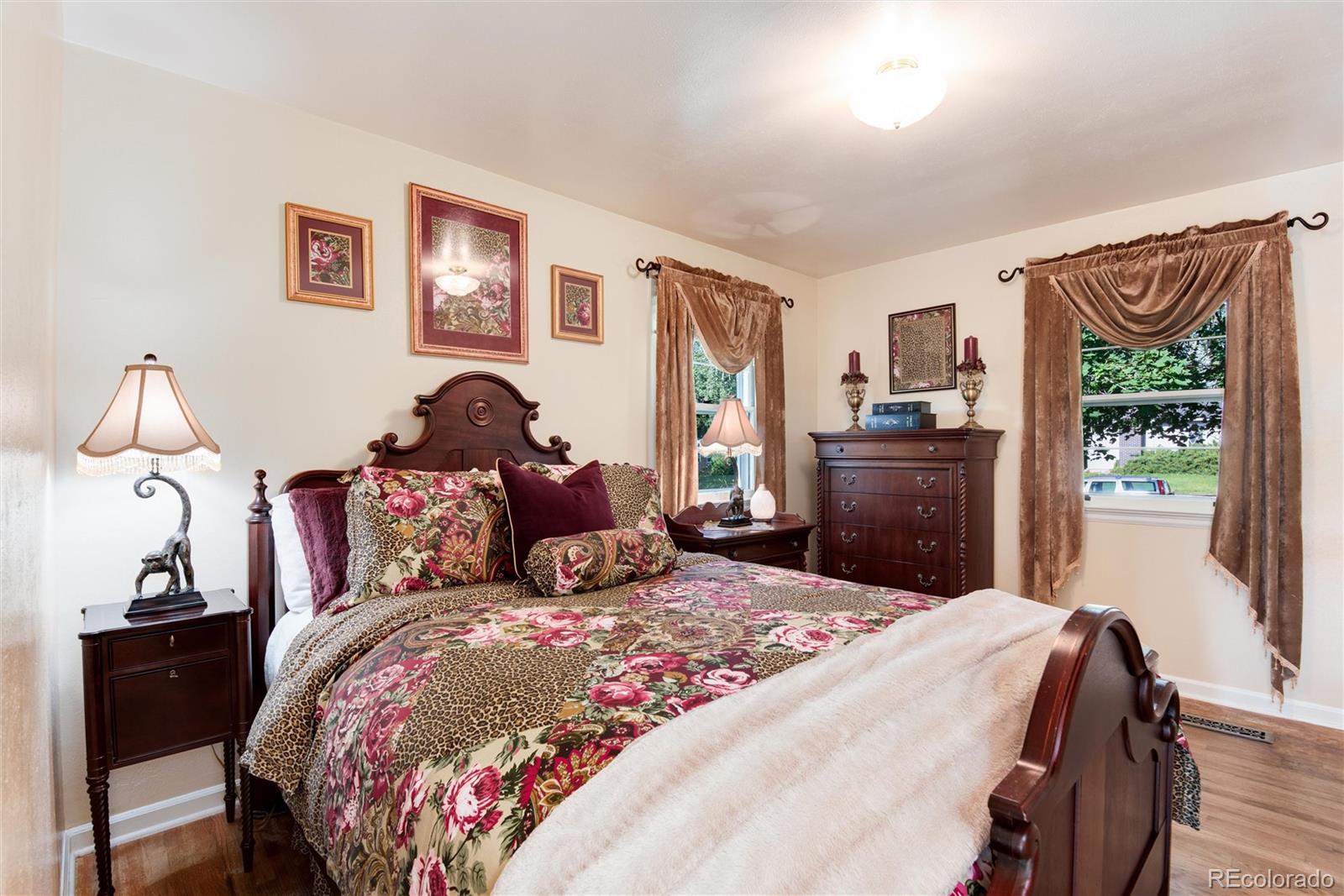 MLS Image #19 for 5215 s washington street,littleton, Colorado