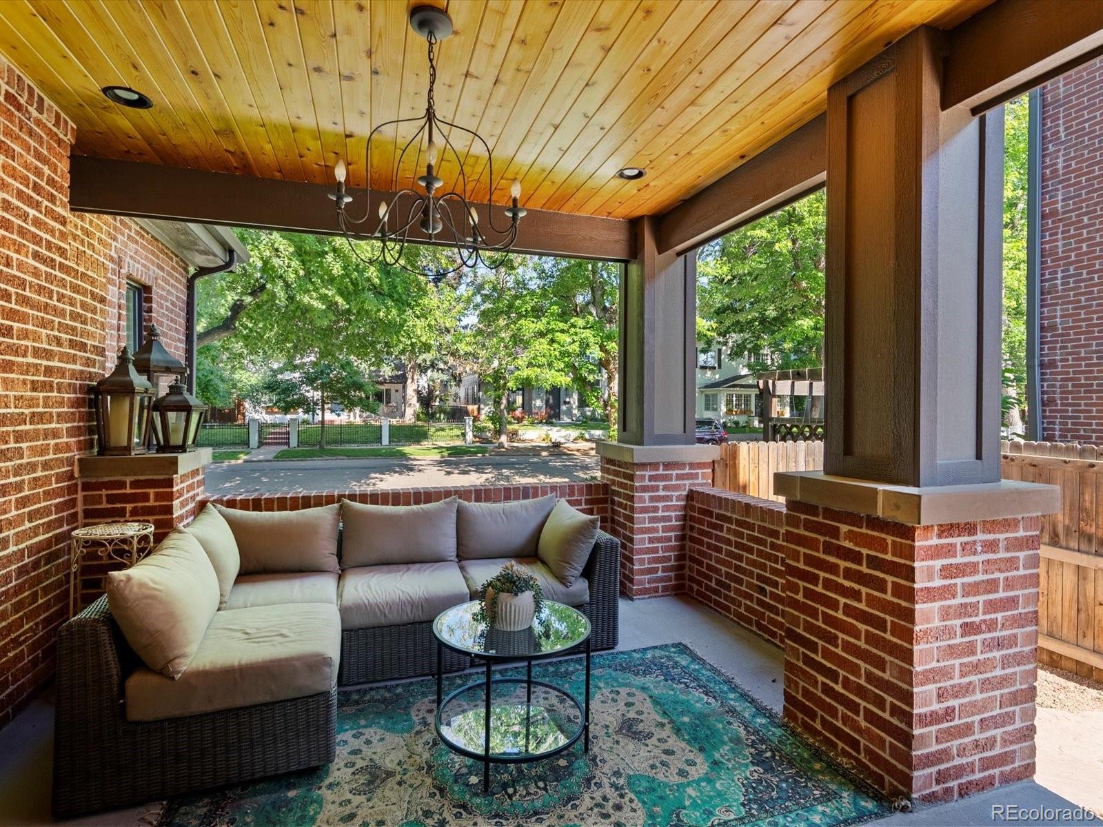 CMA Image for 1051 S York Street,Denver, Colorado