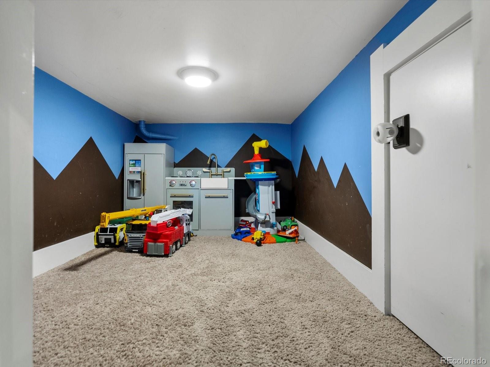 MLS Image #29 for 1051 s york street,denver, Colorado