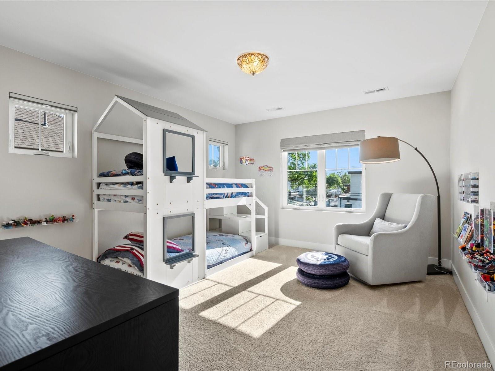 MLS Image #30 for 1051 s york street,denver, Colorado