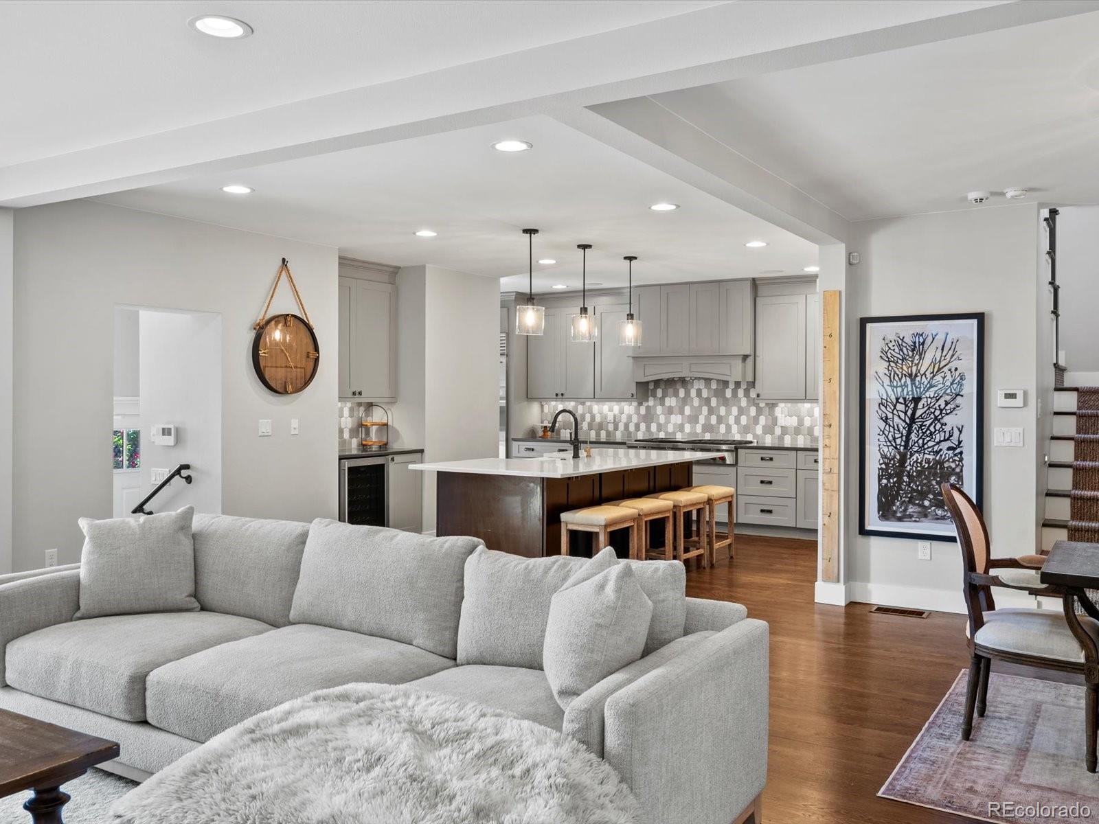 MLS Image #6 for 1051 s york street,denver, Colorado