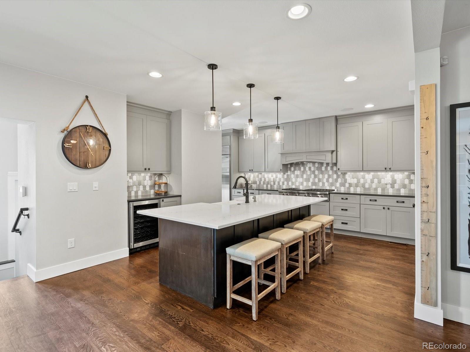 MLS Image #7 for 1051 s york street,denver, Colorado