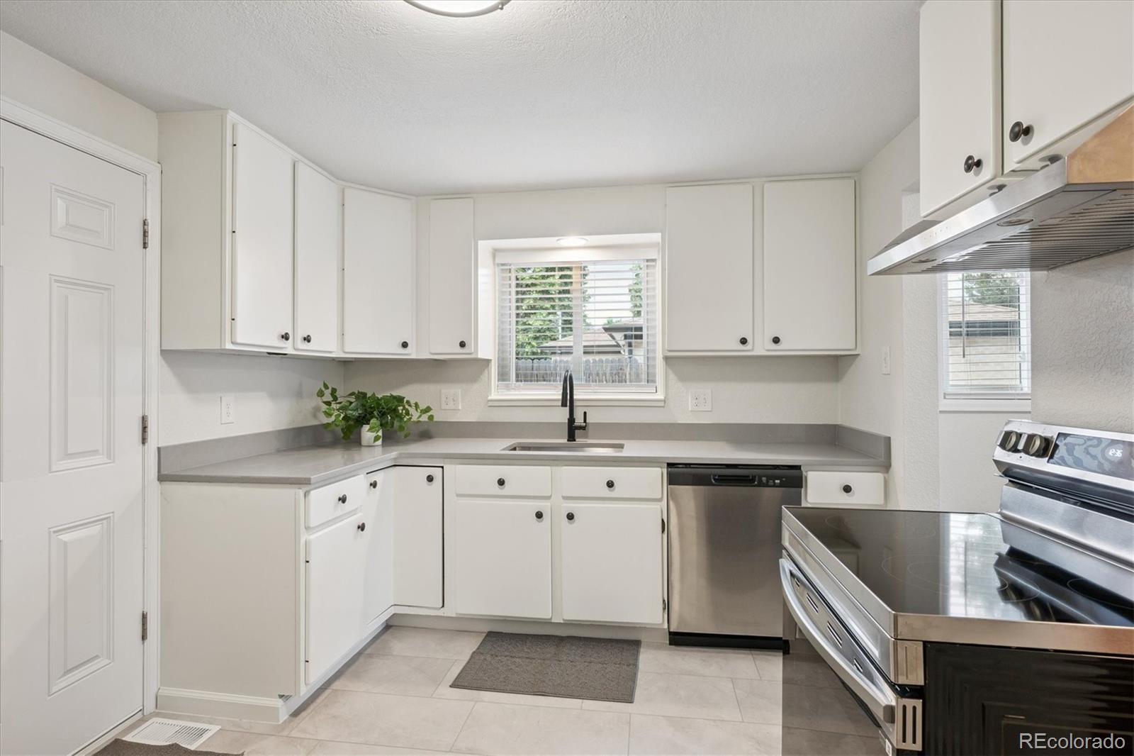 MLS Image #2 for 5420  garland street,arvada, Colorado