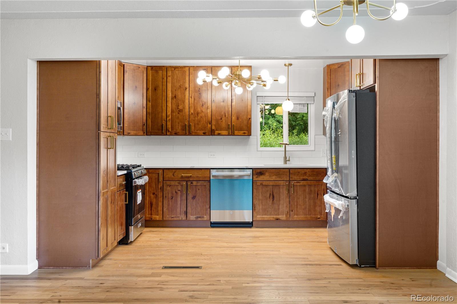 MLS Image #6 for 3271  krameria street,denver, Colorado