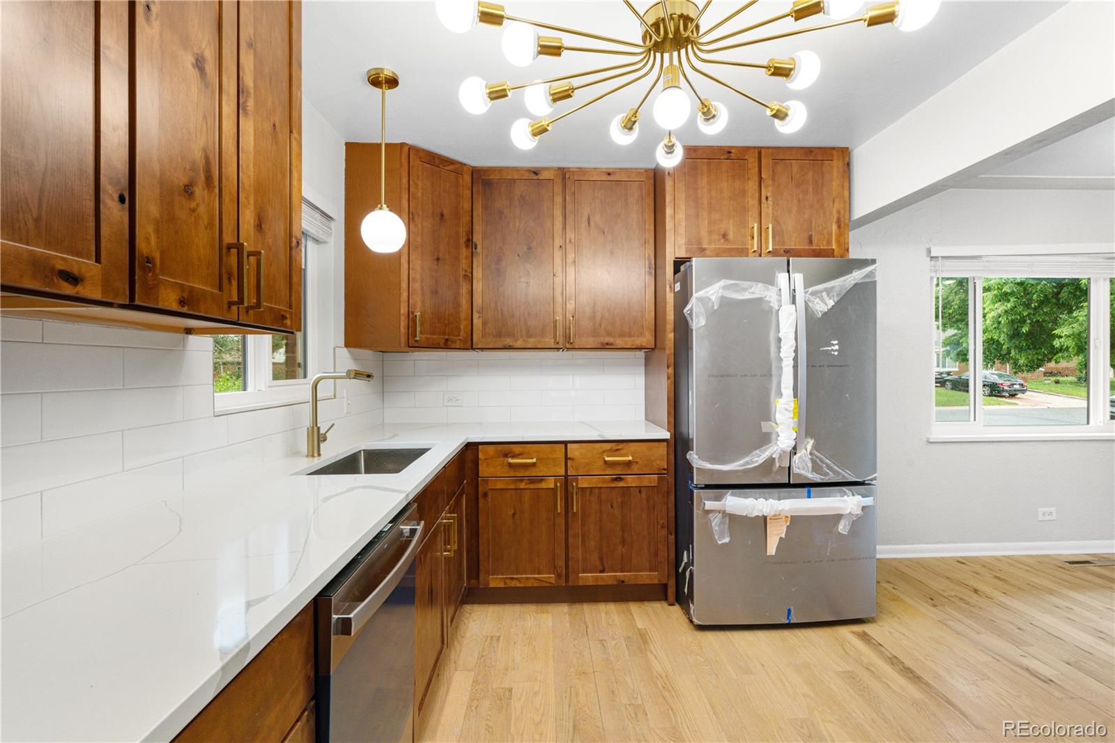 MLS Image #9 for 3271  krameria street,denver, Colorado