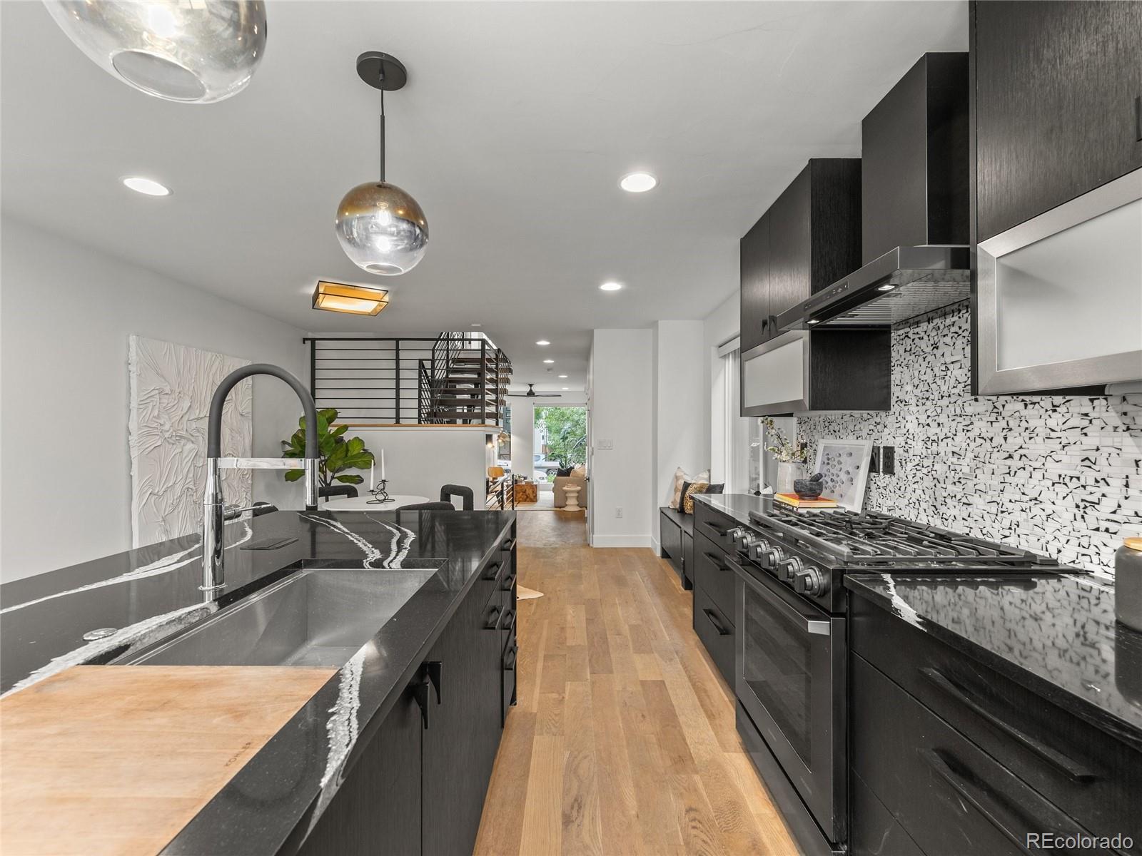MLS Image #12 for 3715  kalamath street,denver, Colorado