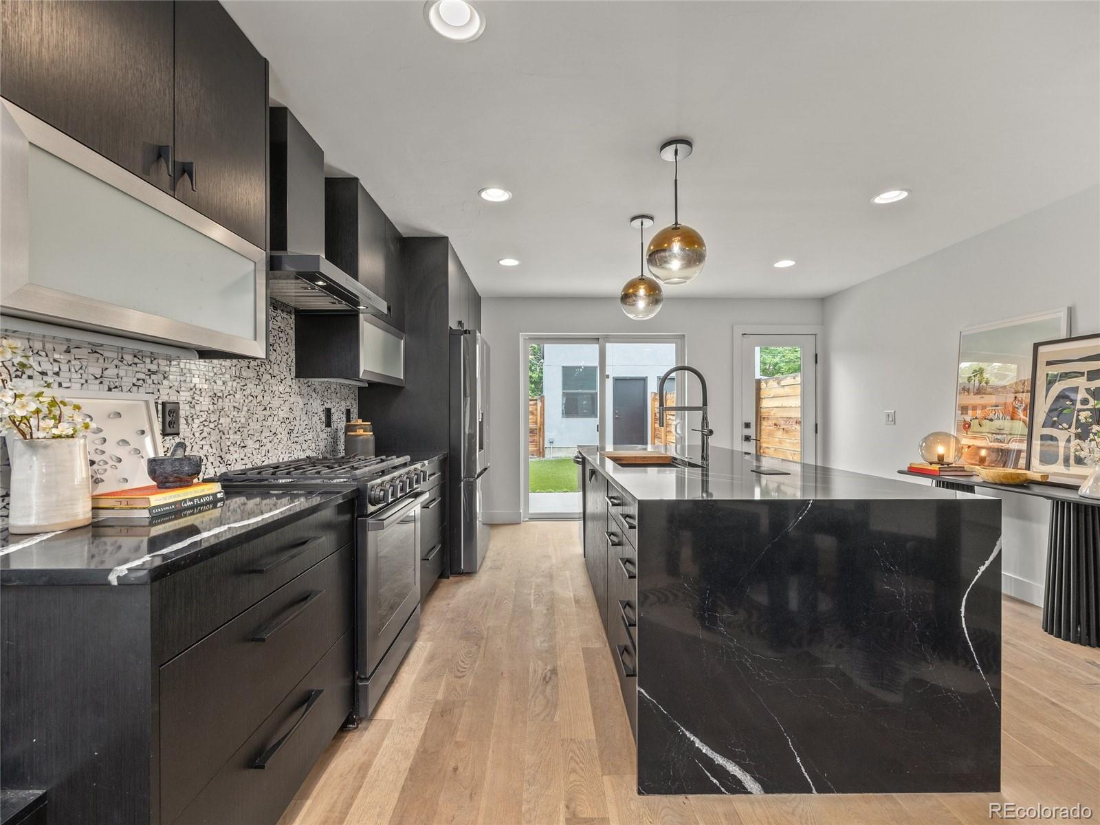 MLS Image #6 for 3715  kalamath street,denver, Colorado