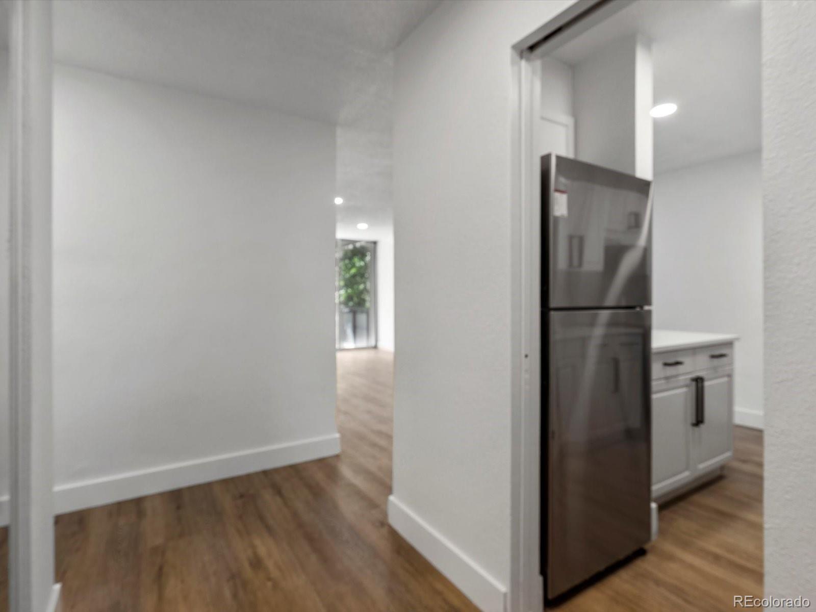 MLS Image #13 for 2500 s york street,denver, Colorado