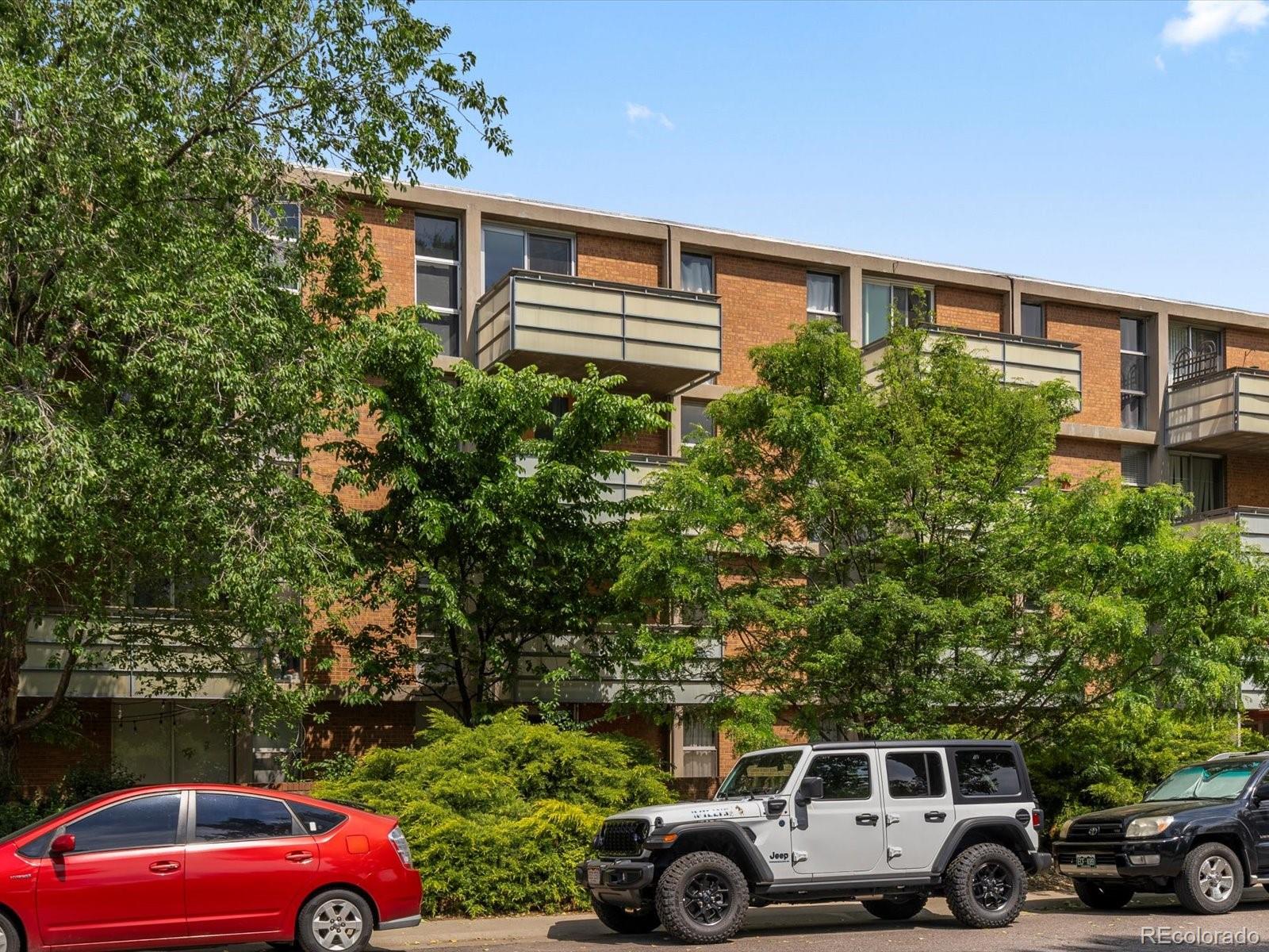 MLS Image #23 for 2500 s york street,denver, Colorado