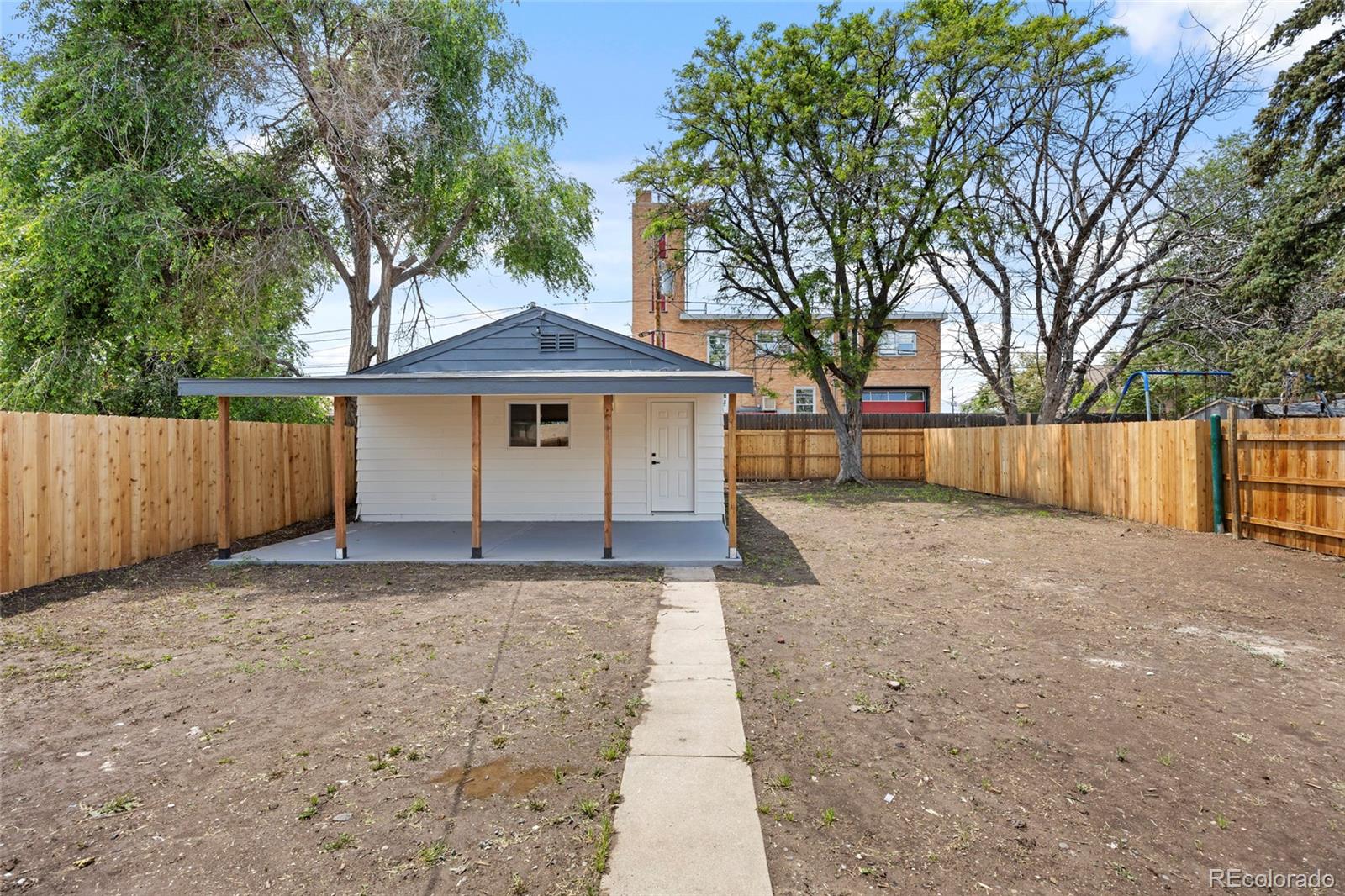 MLS Image #21 for 851 s eliot street,denver, Colorado