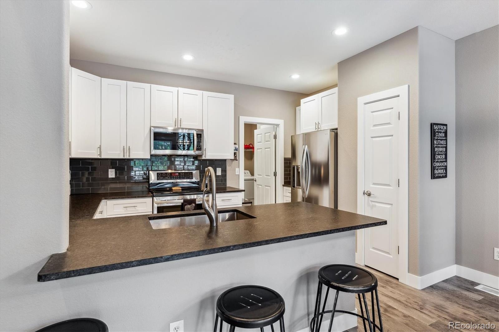 MLS Image #9 for 570  clarendon loop,castle pines, Colorado