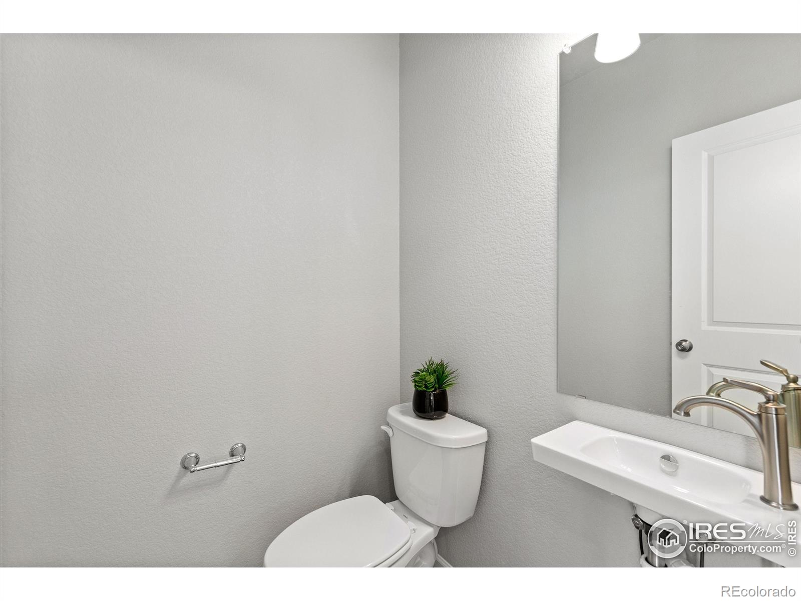 MLS Image #24 for 3364  streamwood drive,johnstown, Colorado