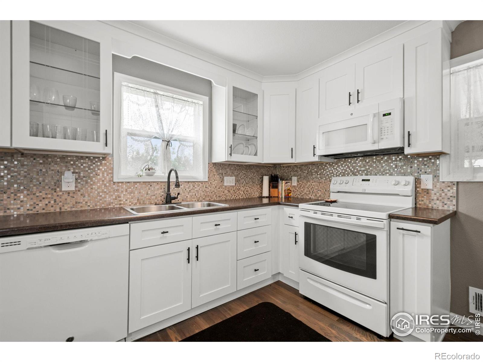 MLS Image #11 for 11385  downing drive,northglenn, Colorado