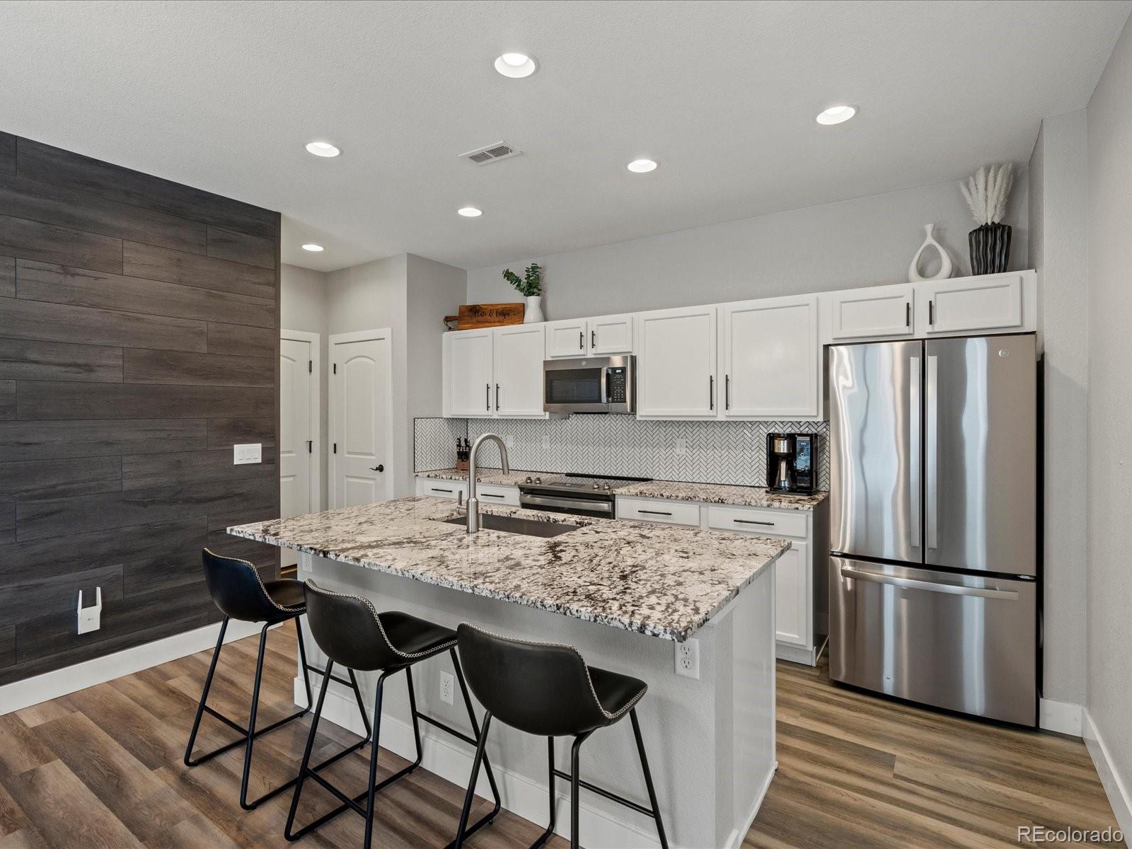 MLS Image #7 for 14823 w 70th drive,arvada, Colorado