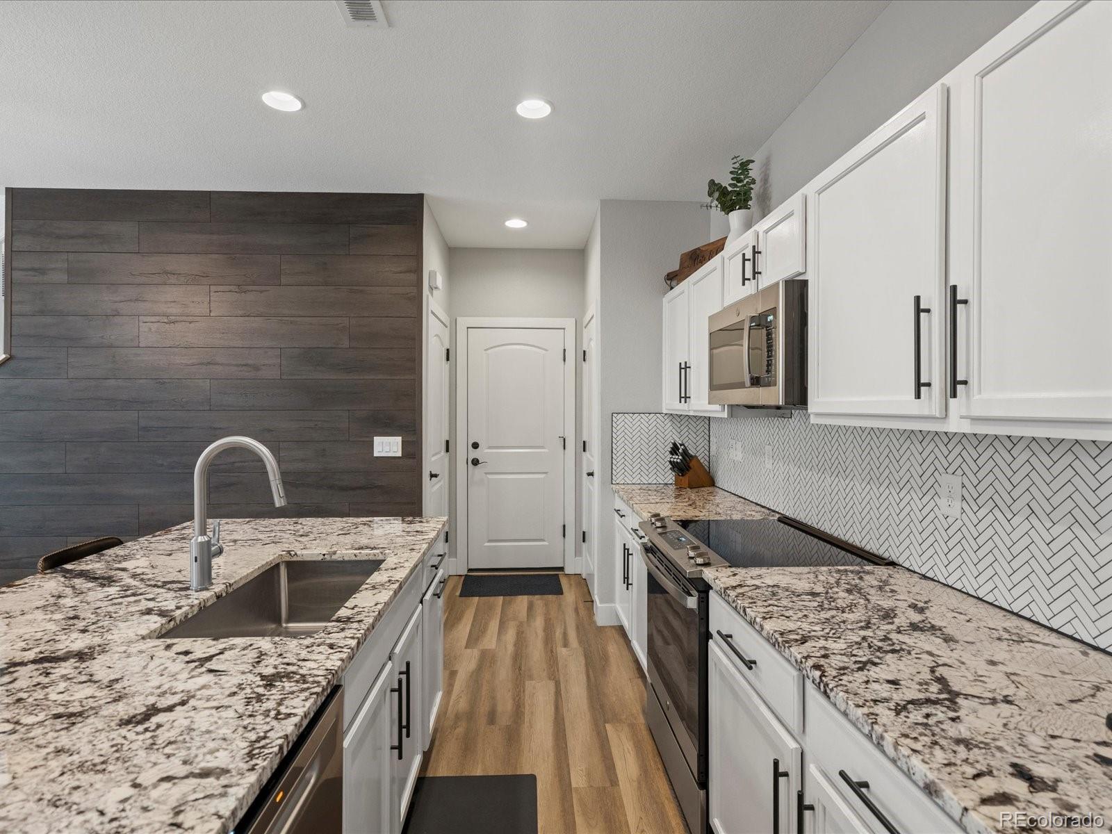 MLS Image #8 for 14823 w 70th drive,arvada, Colorado