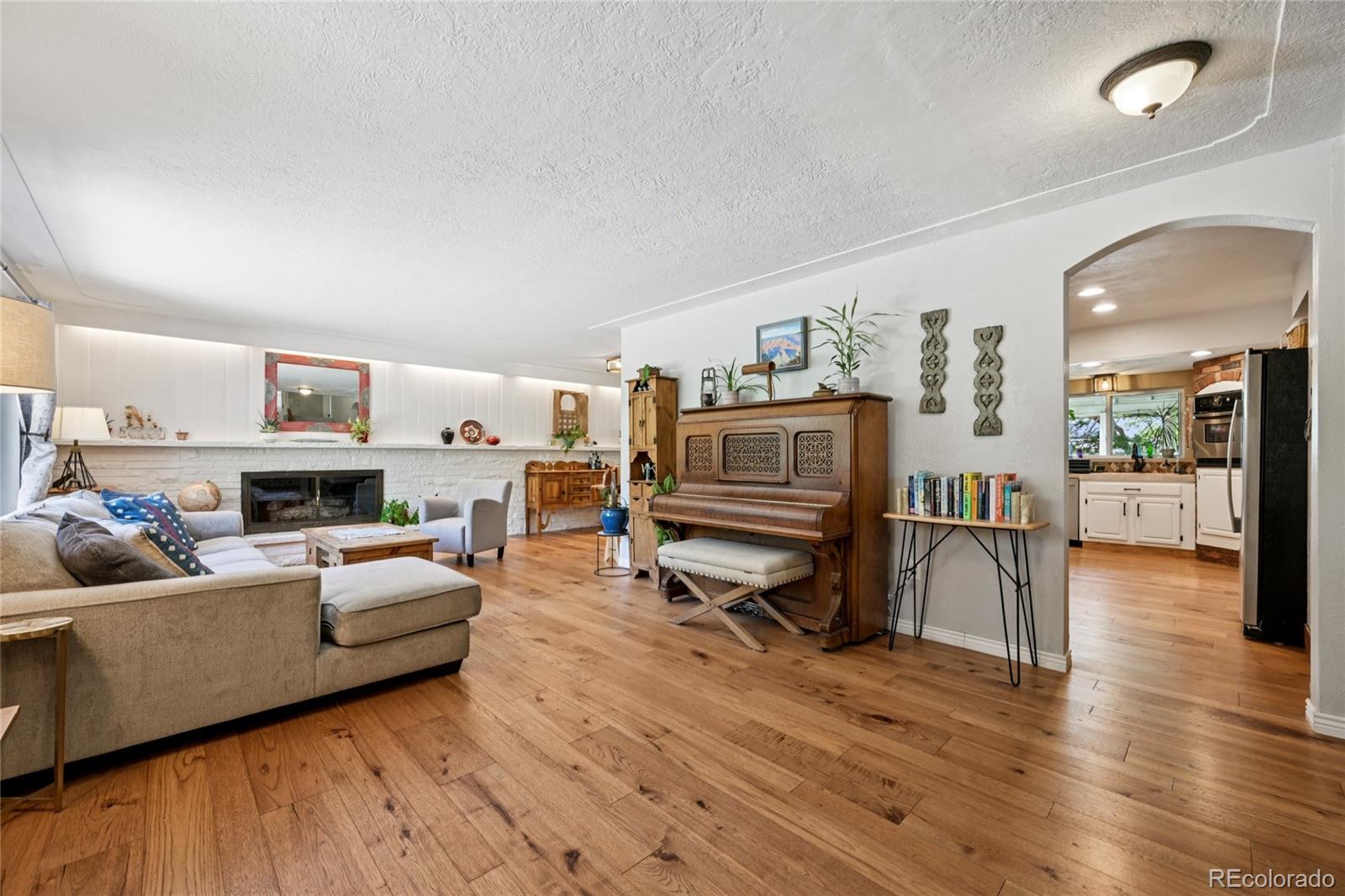 MLS Image #5 for 721  park lane,lakewood, Colorado