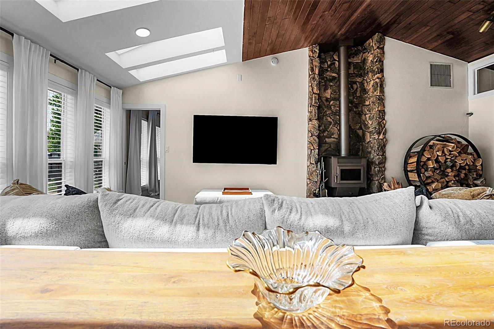 MLS Image #13 for 6223 w flora place,denver, Colorado