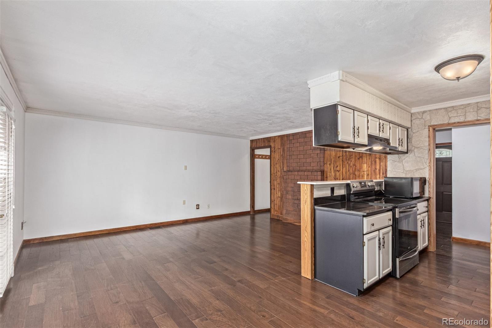 MLS Image #17 for 881 s pearl street,elizabeth, Colorado