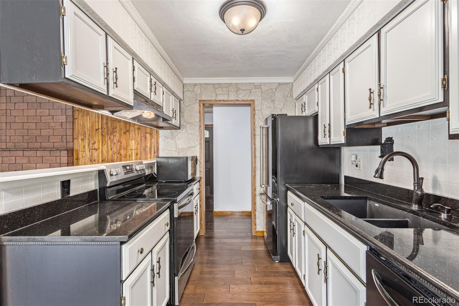 MLS Image #19 for 881 s pearl street,elizabeth, Colorado