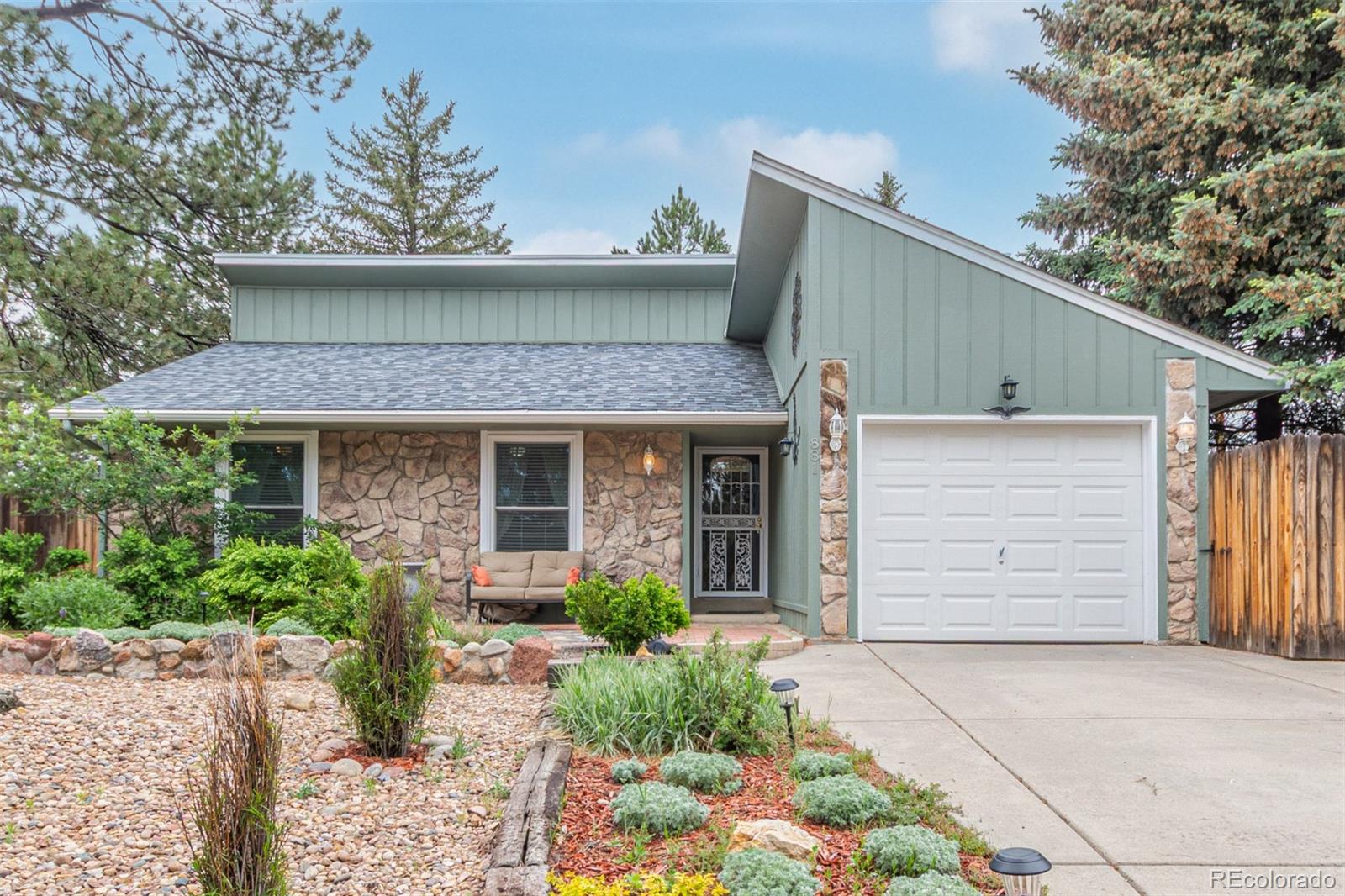 MLS Image #2 for 881 s pearl street,elizabeth, Colorado