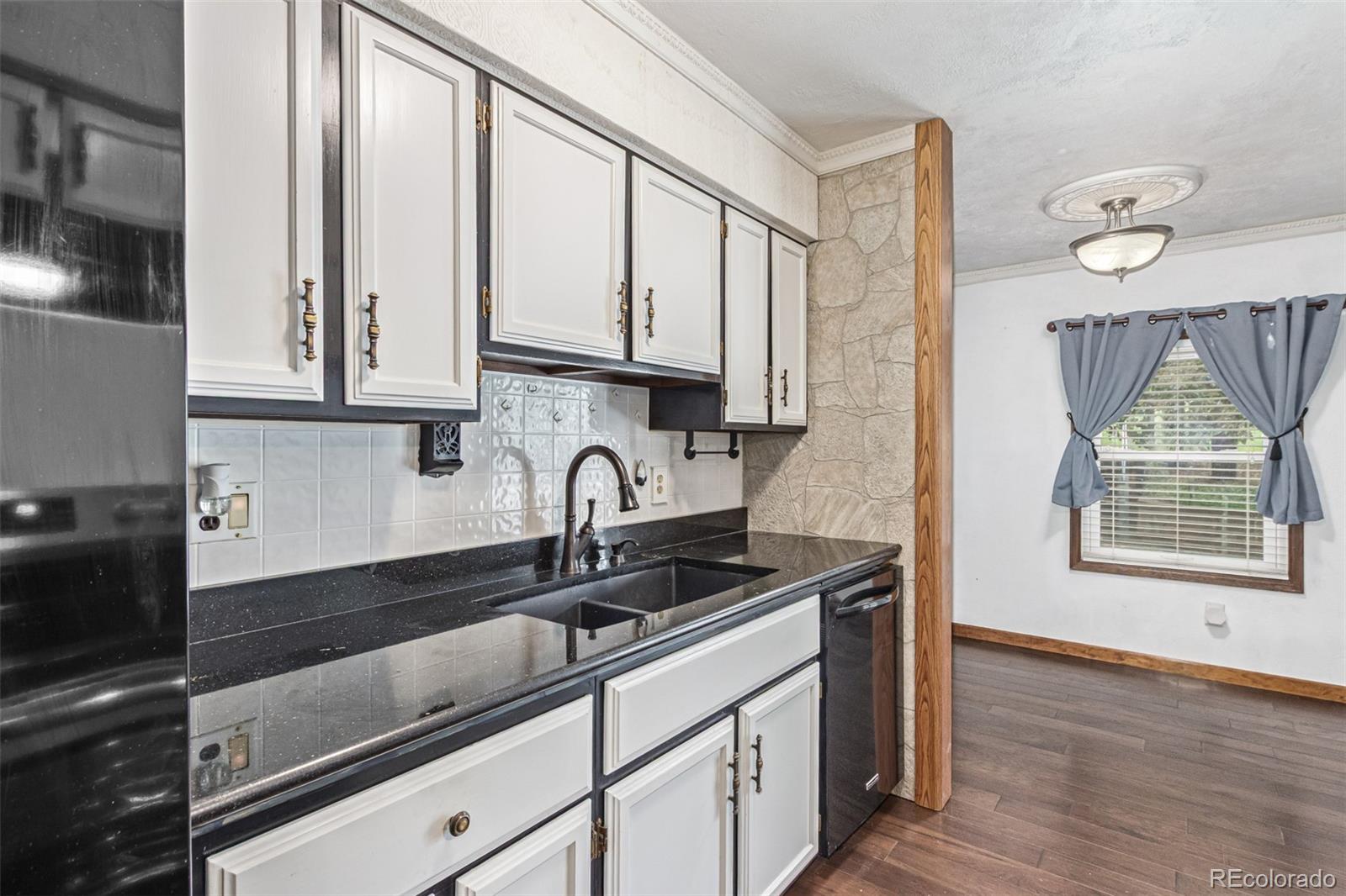 MLS Image #21 for 881 s pearl street,elizabeth, Colorado