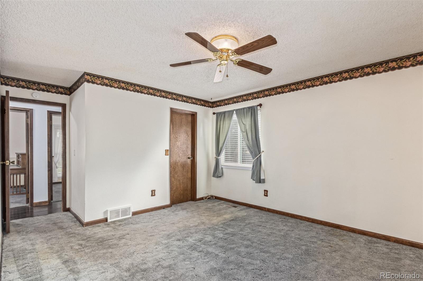 MLS Image #24 for 881 s pearl street,elizabeth, Colorado