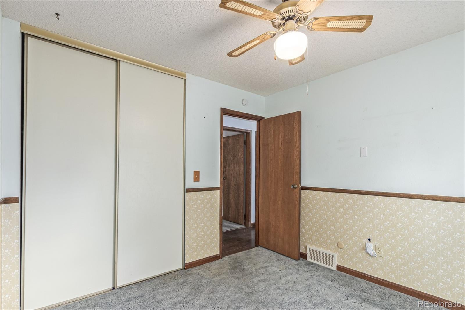 MLS Image #28 for 881 s pearl street,elizabeth, Colorado