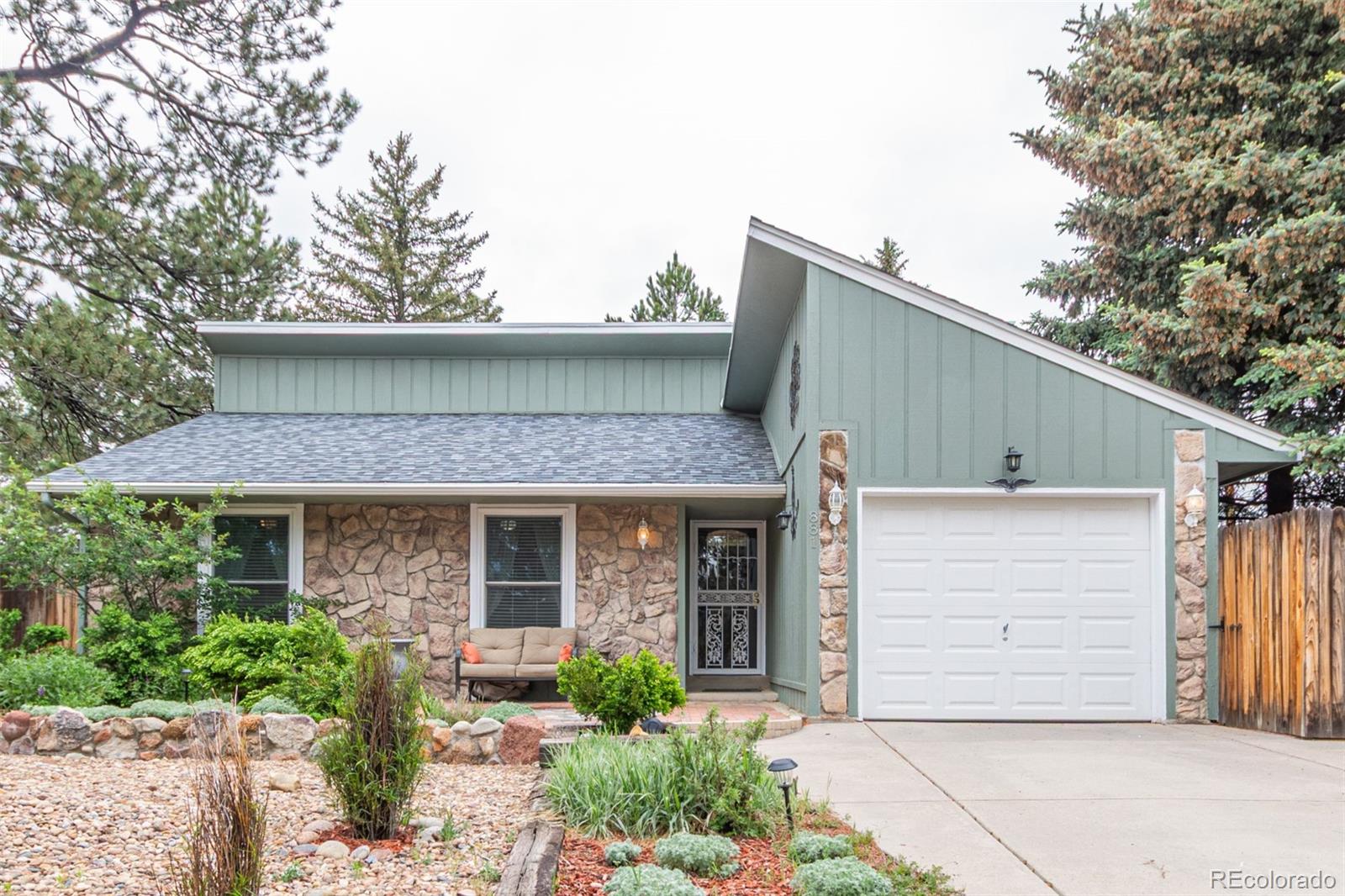 MLS Image #3 for 881 s pearl street,elizabeth, Colorado