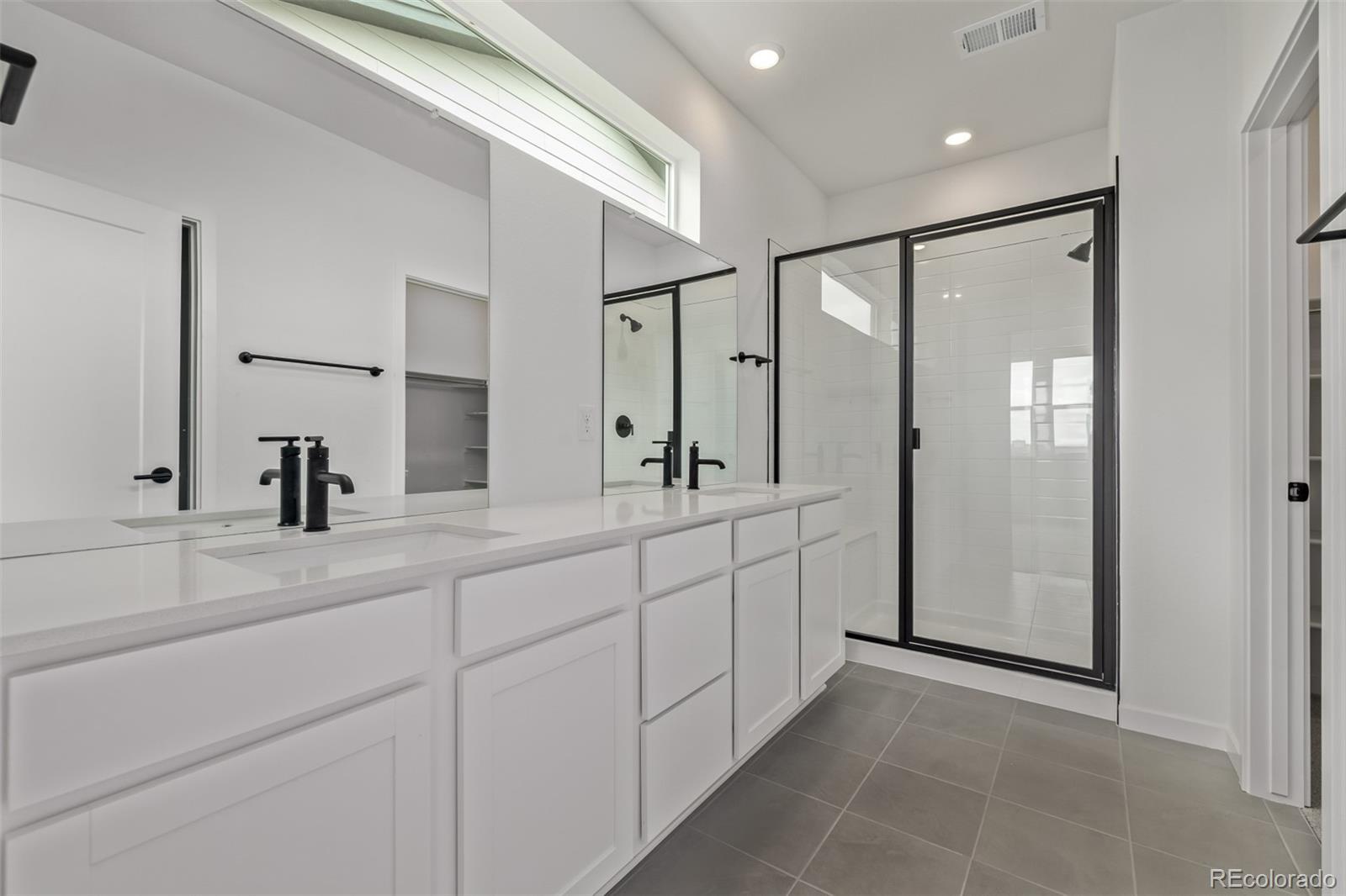 MLS Image #22 for 20520 e 58th avenue,aurora, Colorado