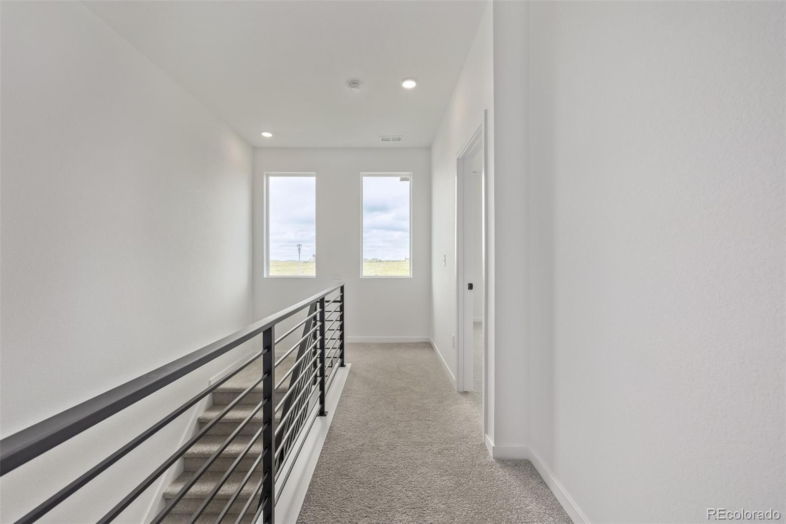 MLS Image #33 for 20520 e 58th avenue,aurora, Colorado