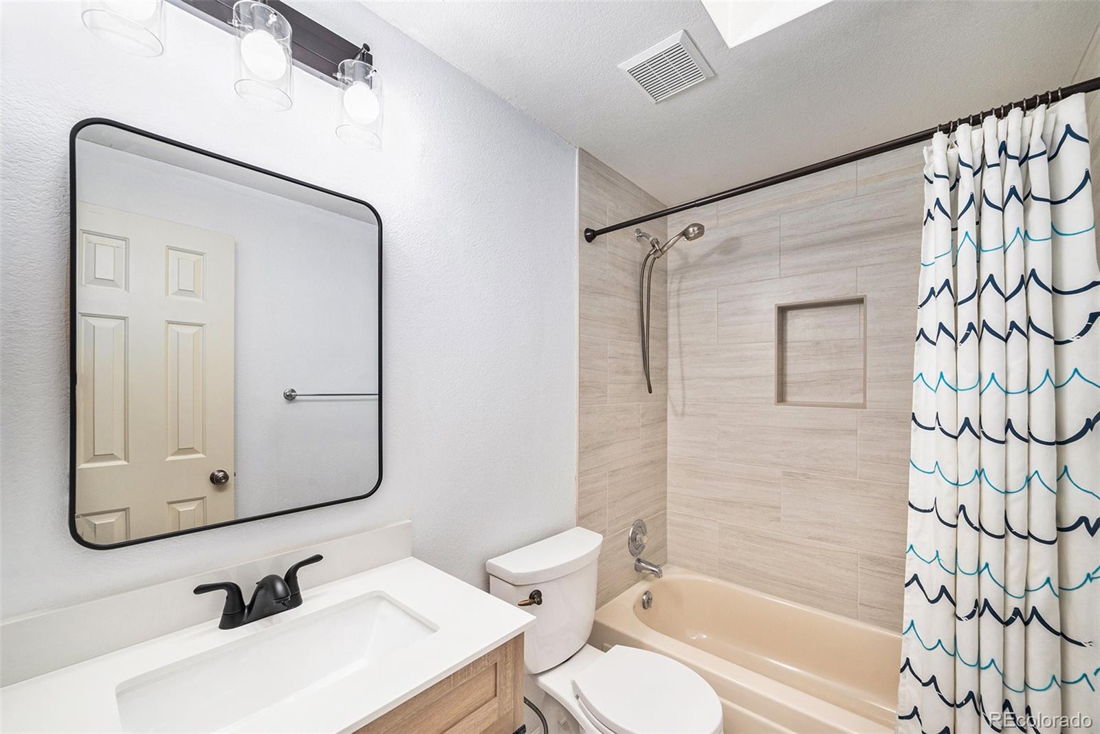 MLS Image #17 for 5573 s taft street,littleton, Colorado