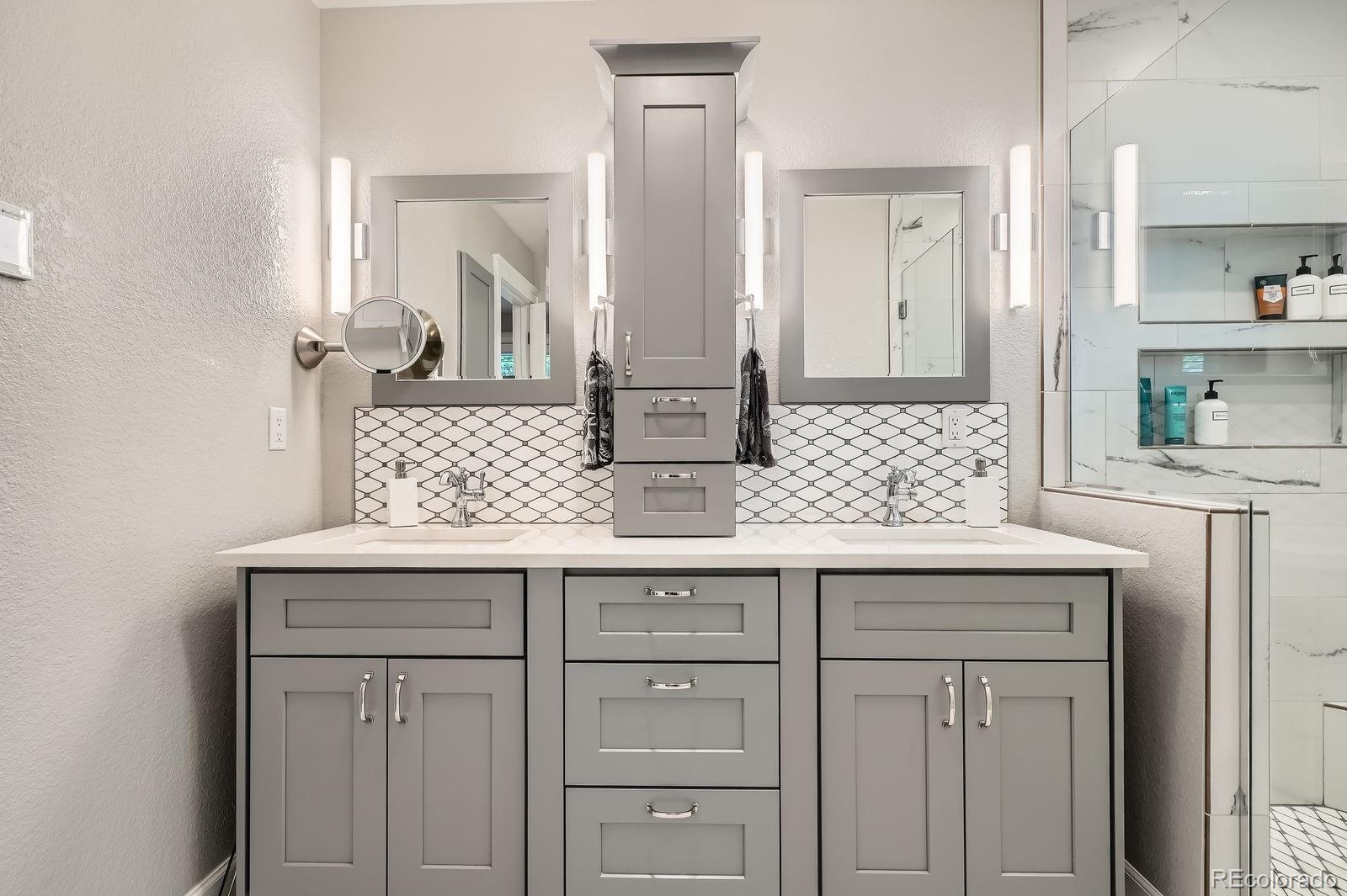 MLS Image #14 for 2436 w argyle place,denver, Colorado