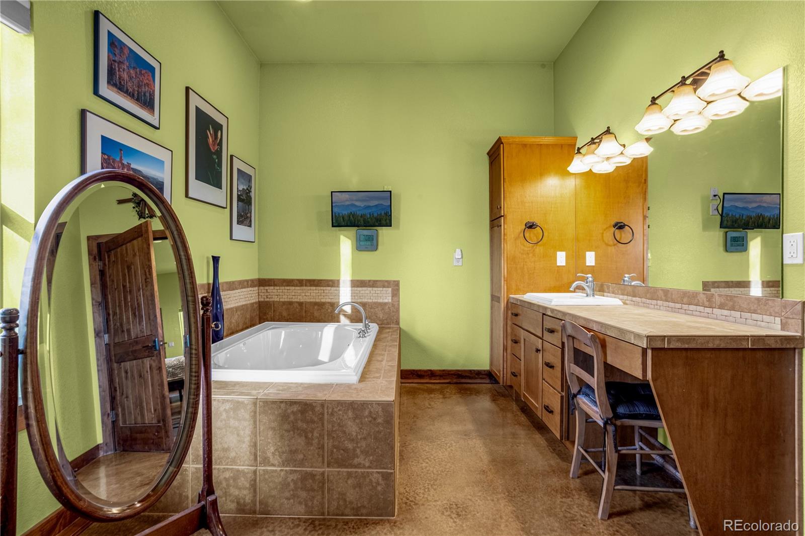 MLS Image #18 for 17595  black forest road,colorado springs, Colorado