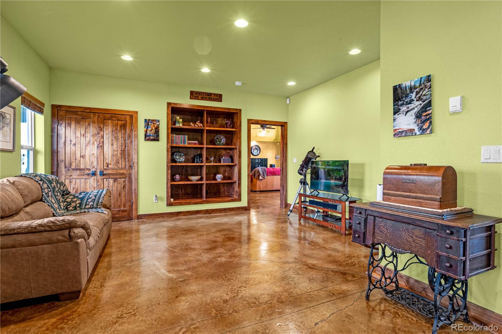 MLS Image #25 for 17595  black forest road,colorado springs, Colorado