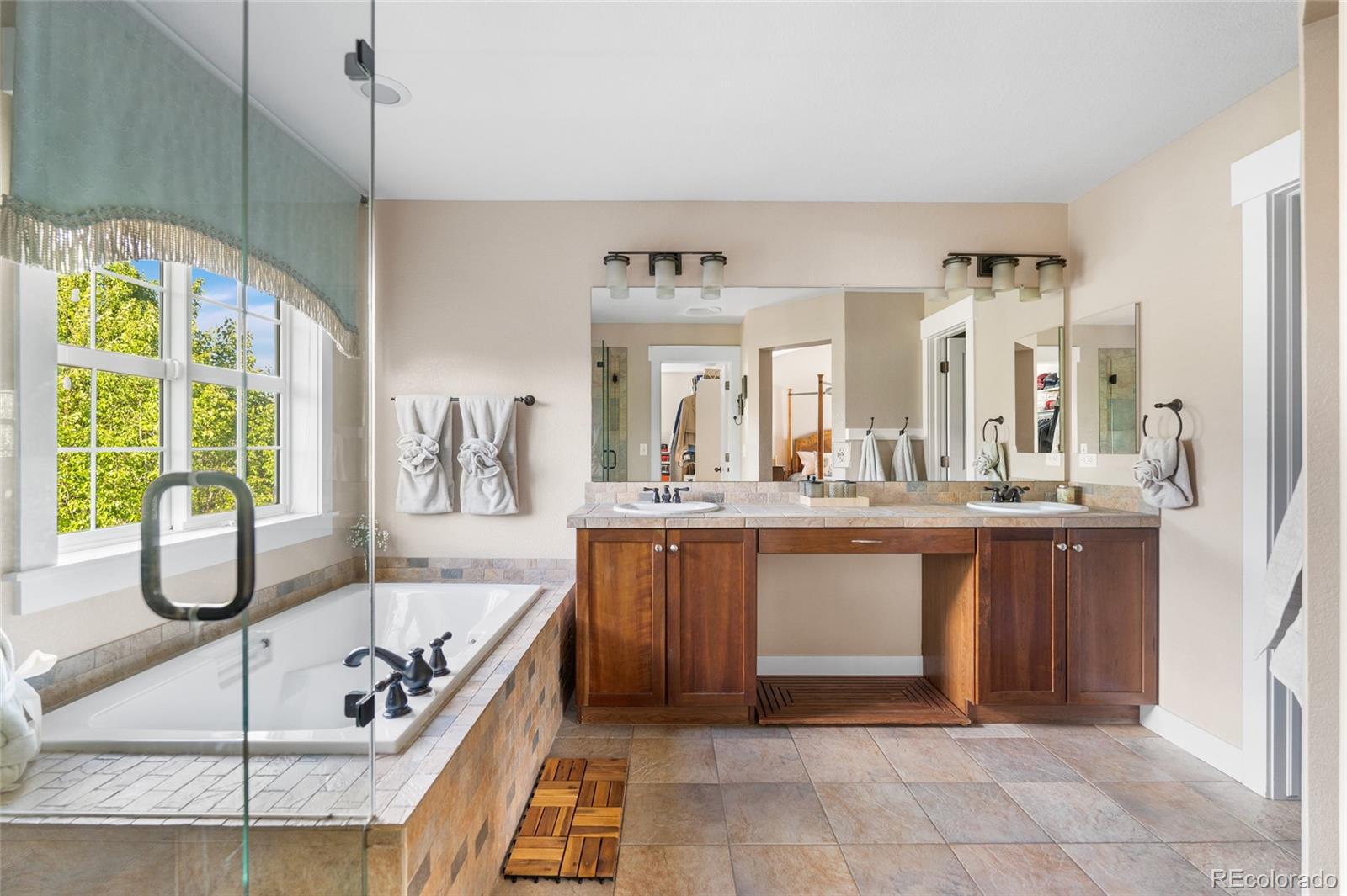 MLS Image #28 for 8029 e 23rd avenue,denver, Colorado